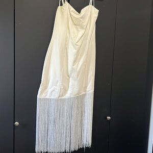 Lulu’s white fringe dress